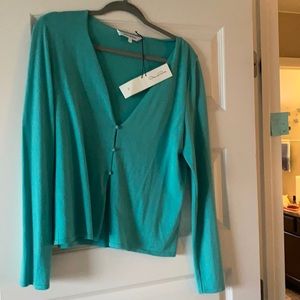 NWT. Gorgeous Oscar de la Renta designer cardigan